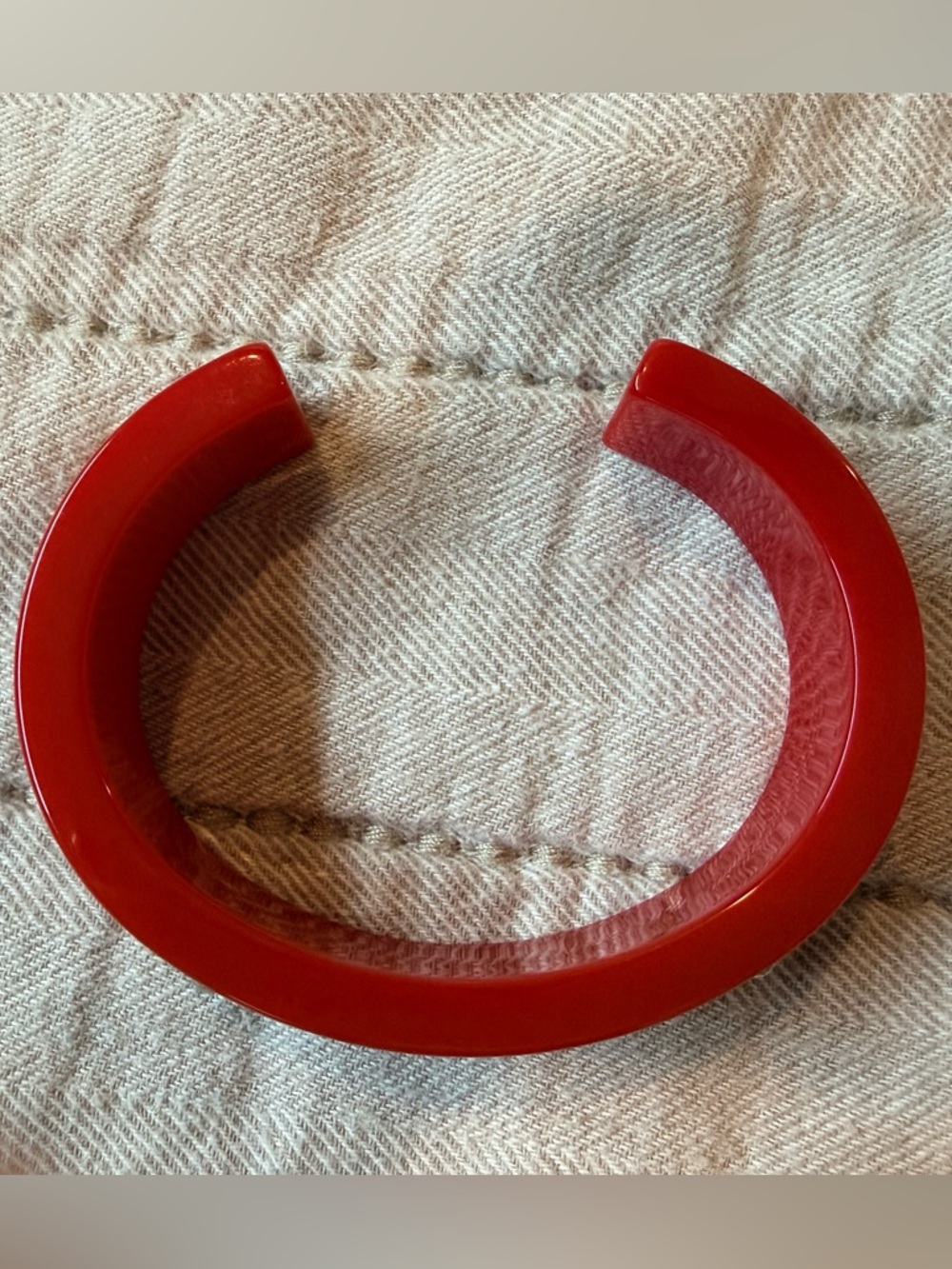 Dior Red Studded Resin Cuff Bracelet - Vintage - Picture 5 of 6